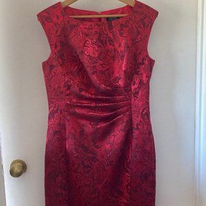 Sleeveless red cocktail dress, Size 6, Tahari Arthur S. Levine